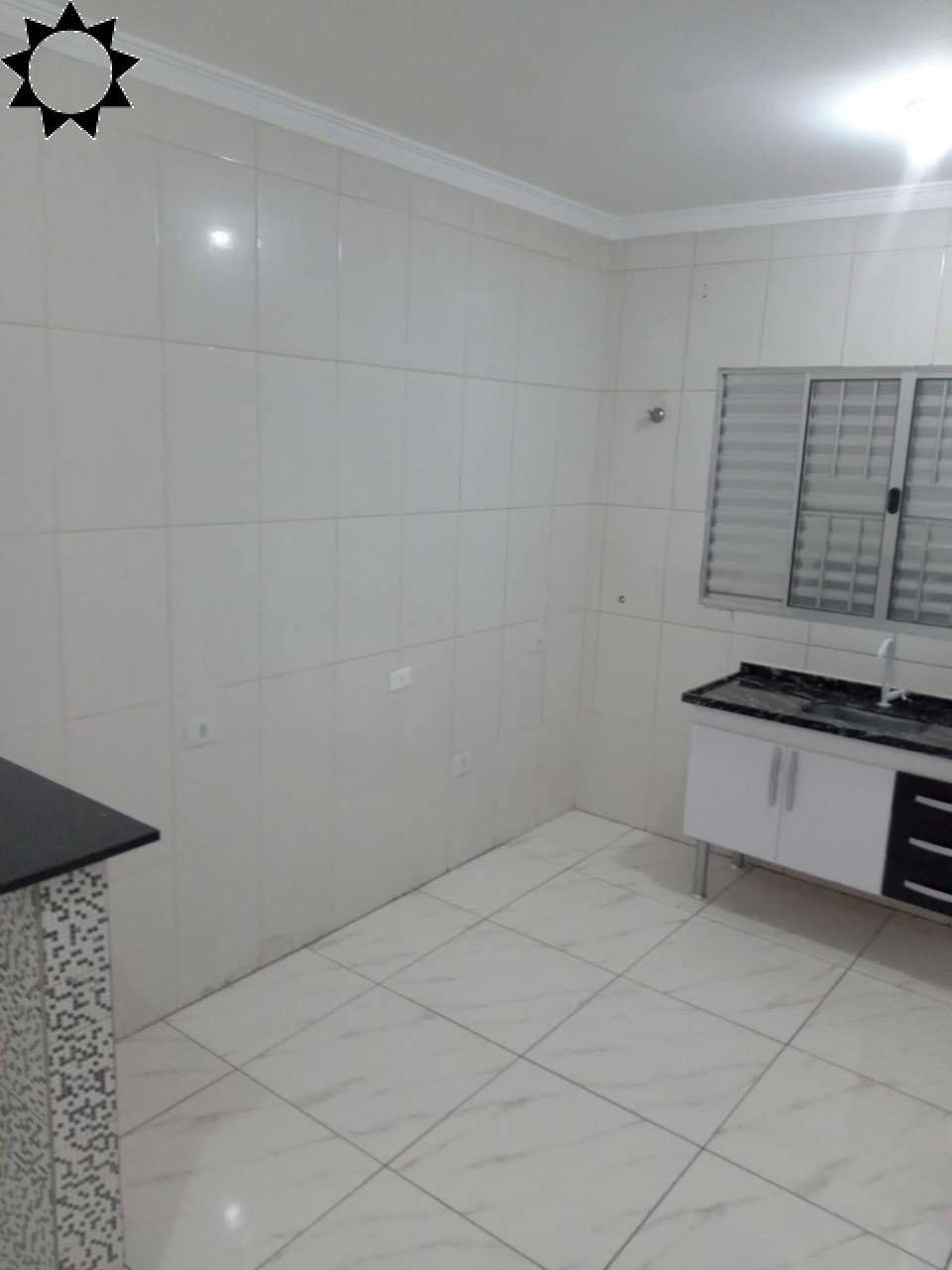 Casa à venda com 2 quartos, 160m² - Foto 3