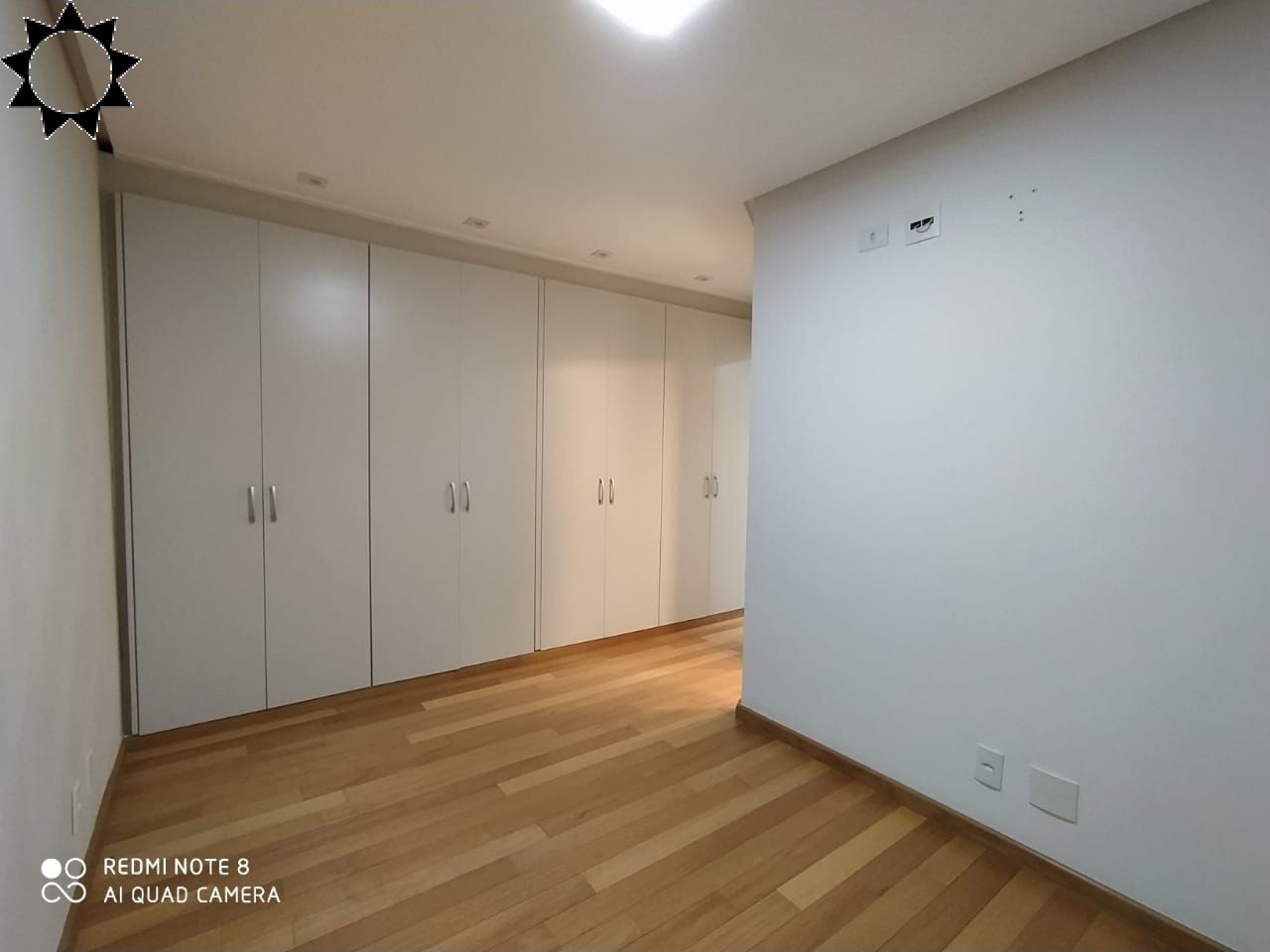 Apartamento à venda com 2 quartos, 62m² - Foto 13