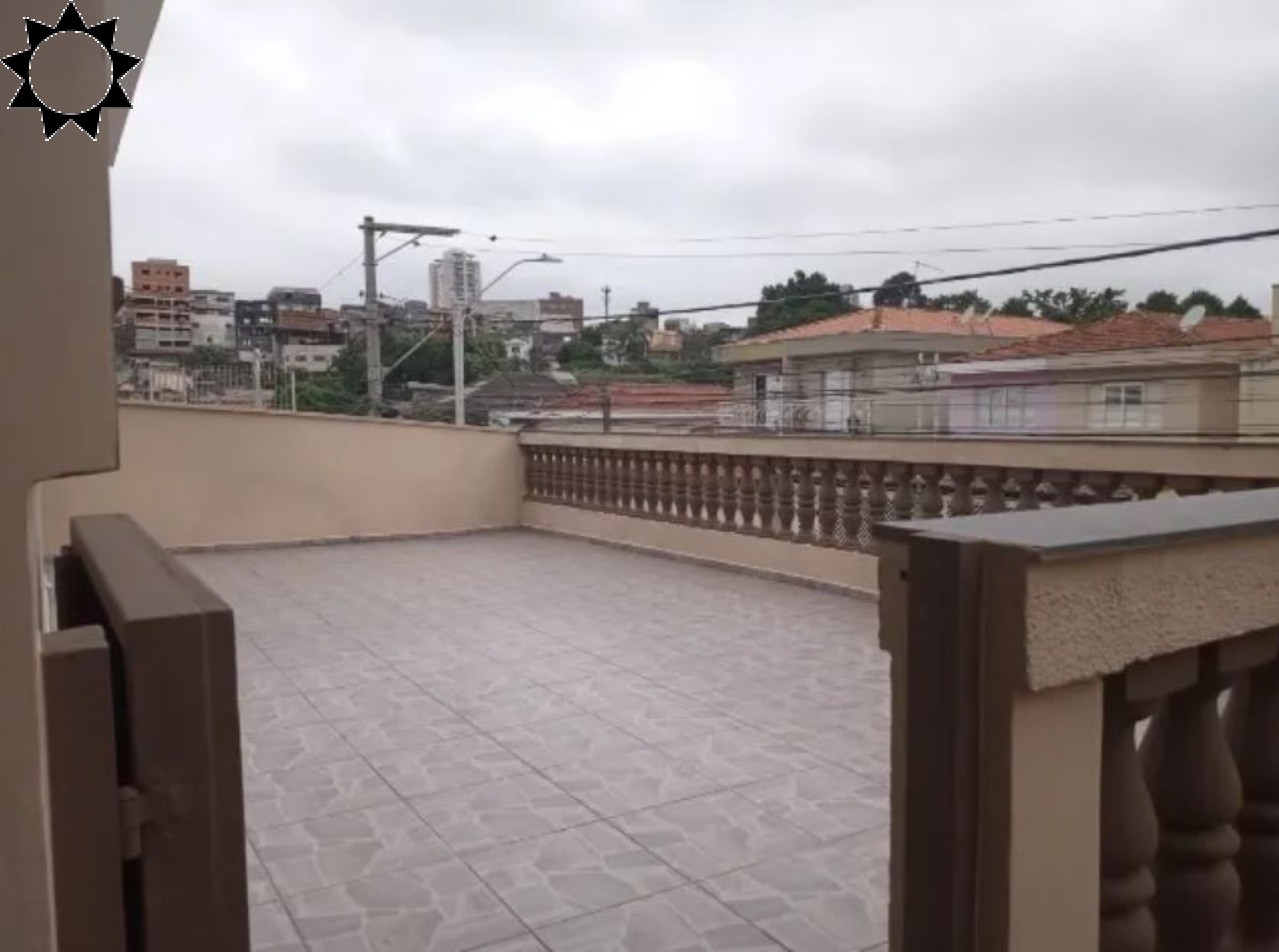 Casa à venda com 3 quartos, 200m² - Foto 1