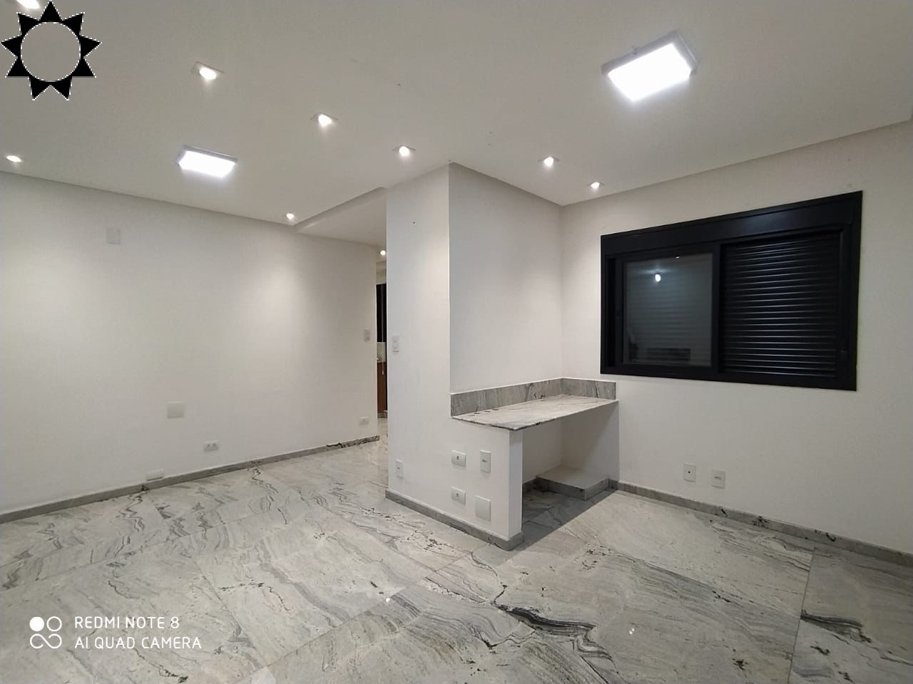 Apartamento à venda com 2 quartos, 62m² - Foto 3