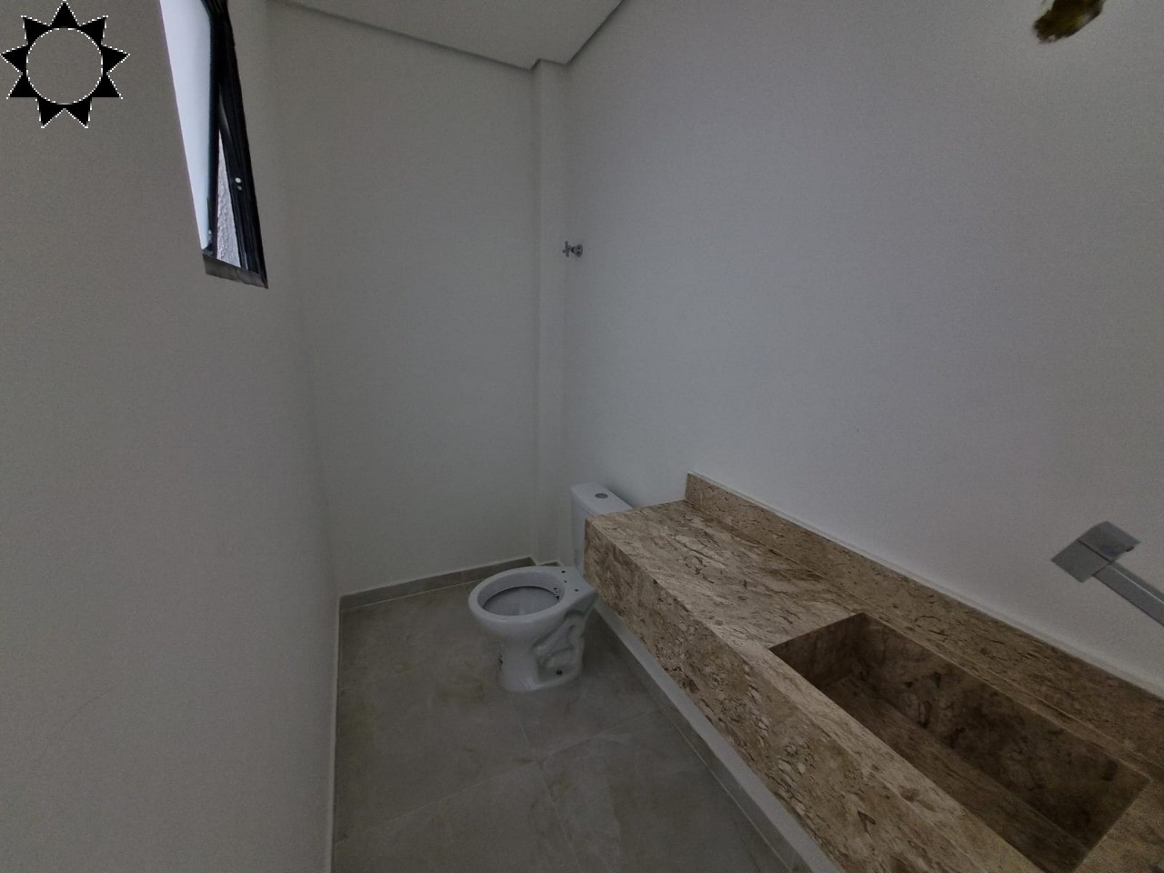 Casa à venda com 3 quartos, 160m² - Foto 4