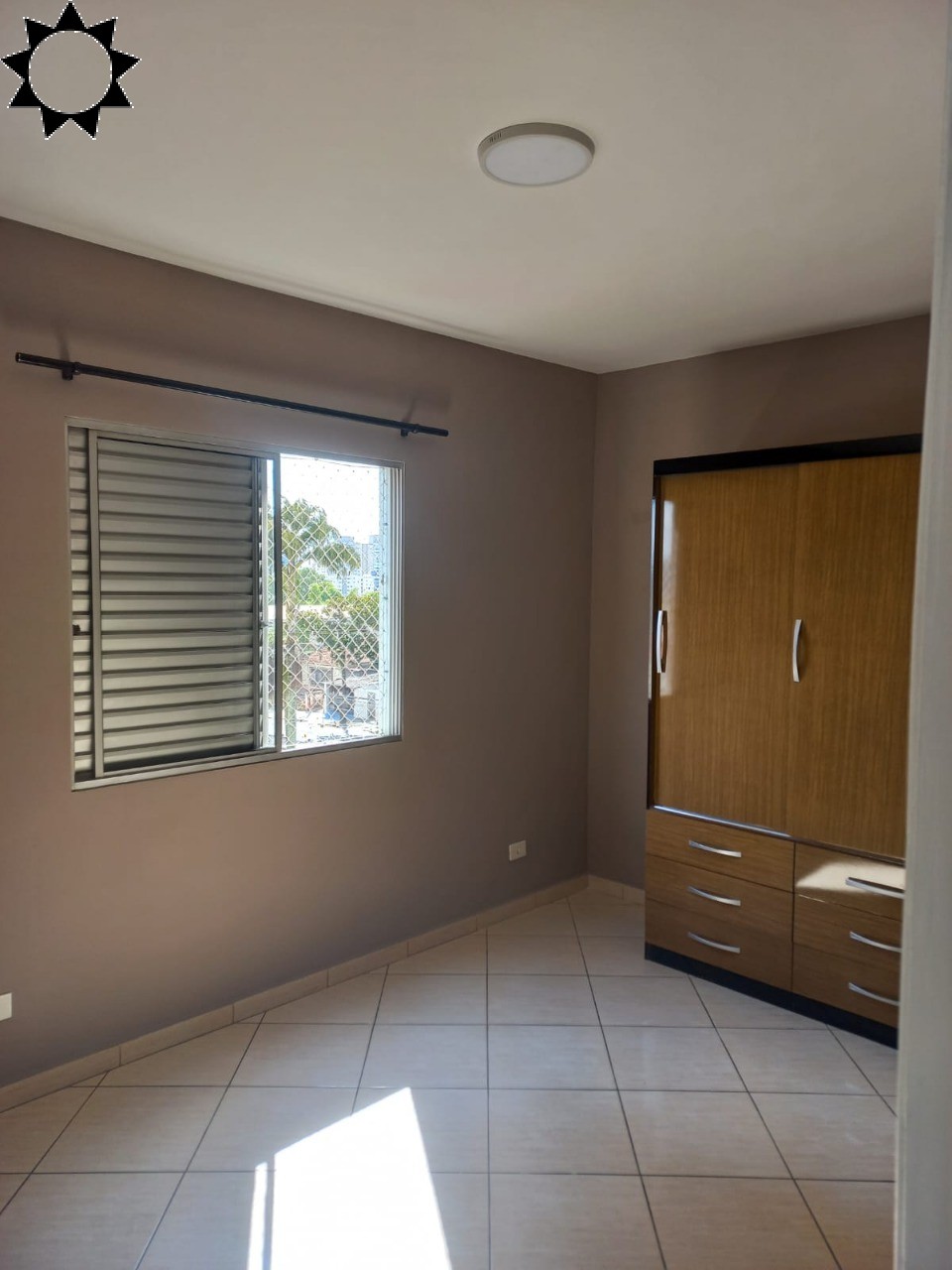 Apartamento à venda com 2 quartos, 60m² - Foto 1