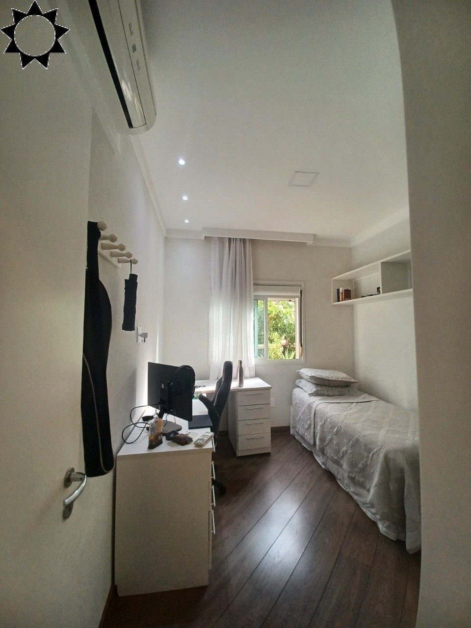 Apartamento à venda com 3 quartos, 100m² - Foto 3