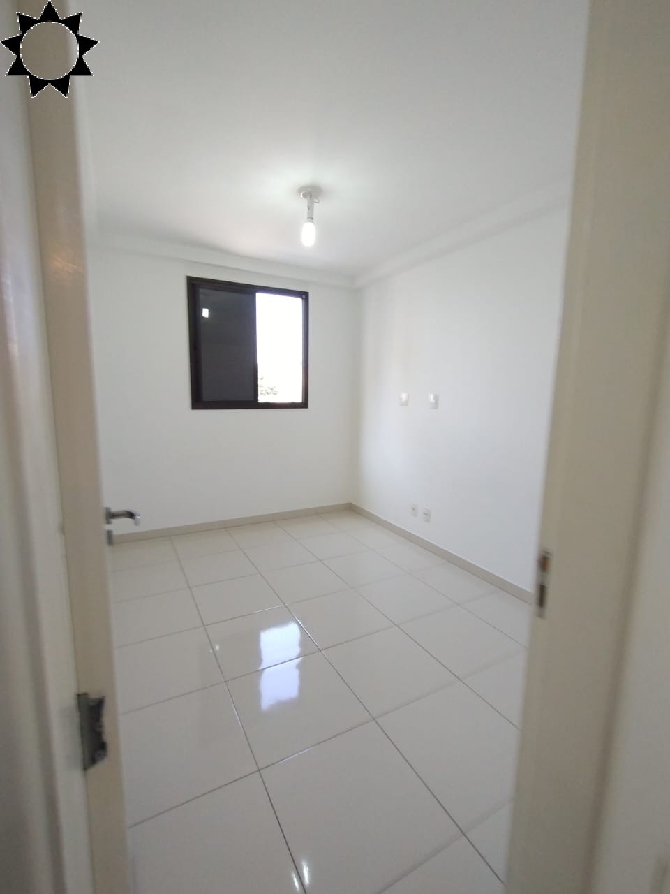 Apartamento à venda com 3 quartos, 90m² - Foto 9