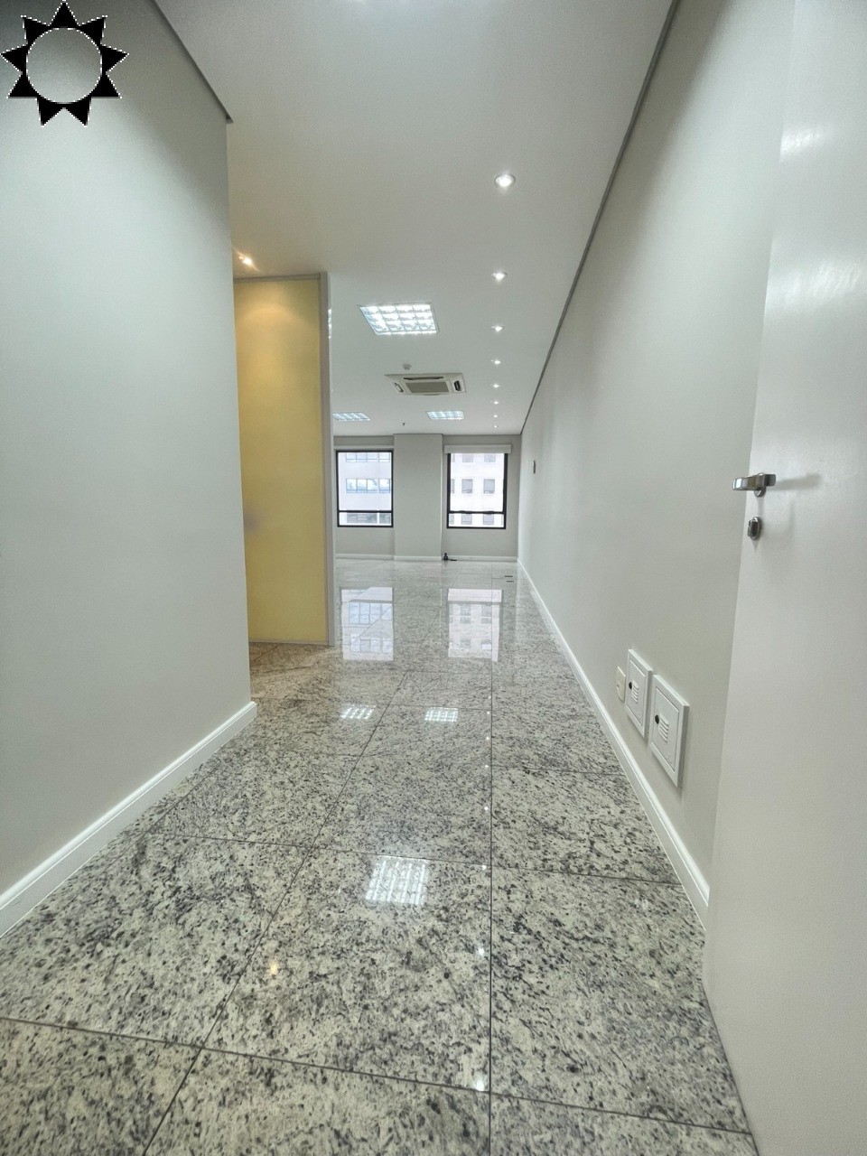 Conjunto Comercial-Sala à venda e aluguel, 48m² - Foto 23