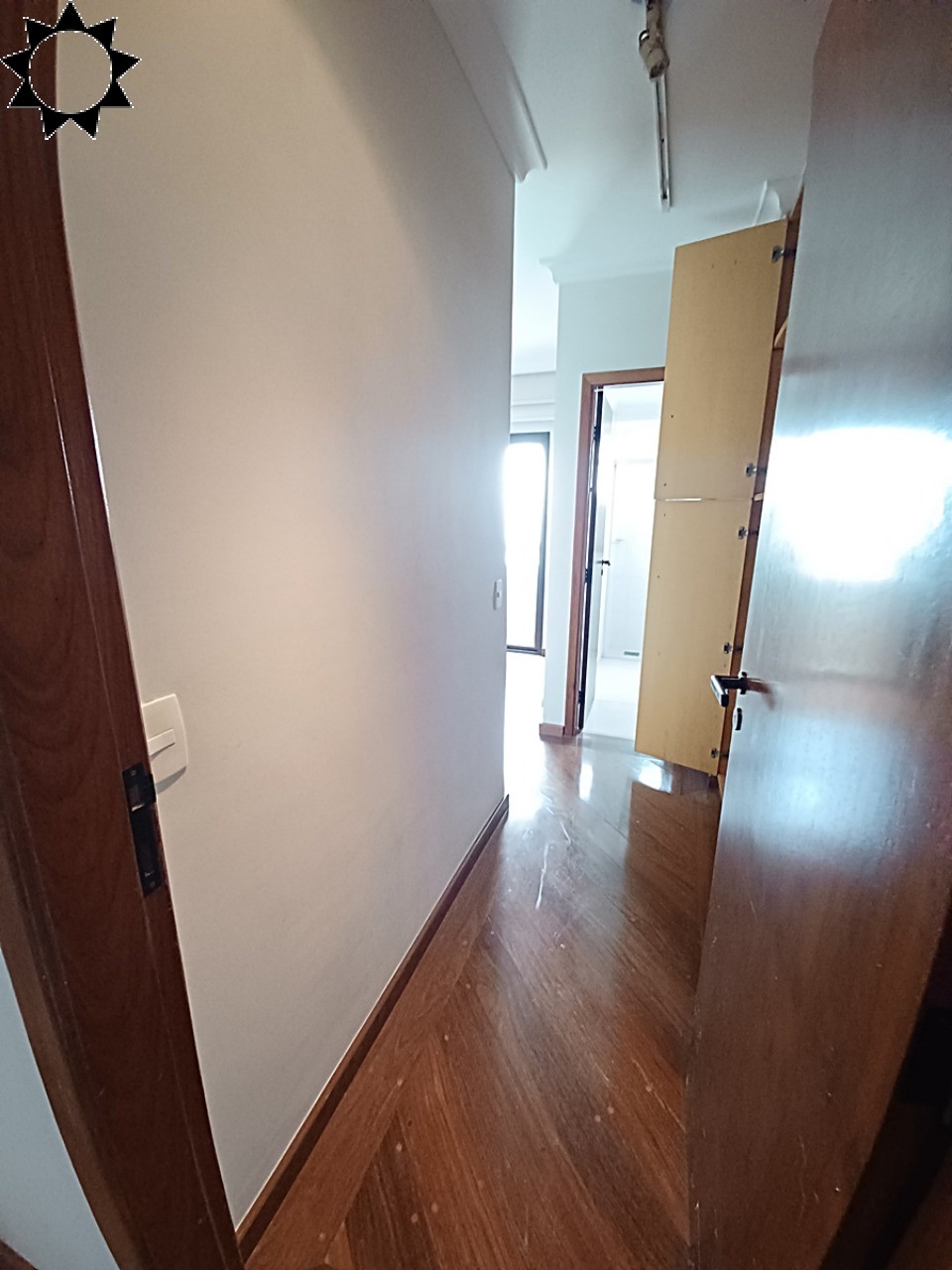 Apartamento à venda com 4 quartos, 154m² - Foto 11