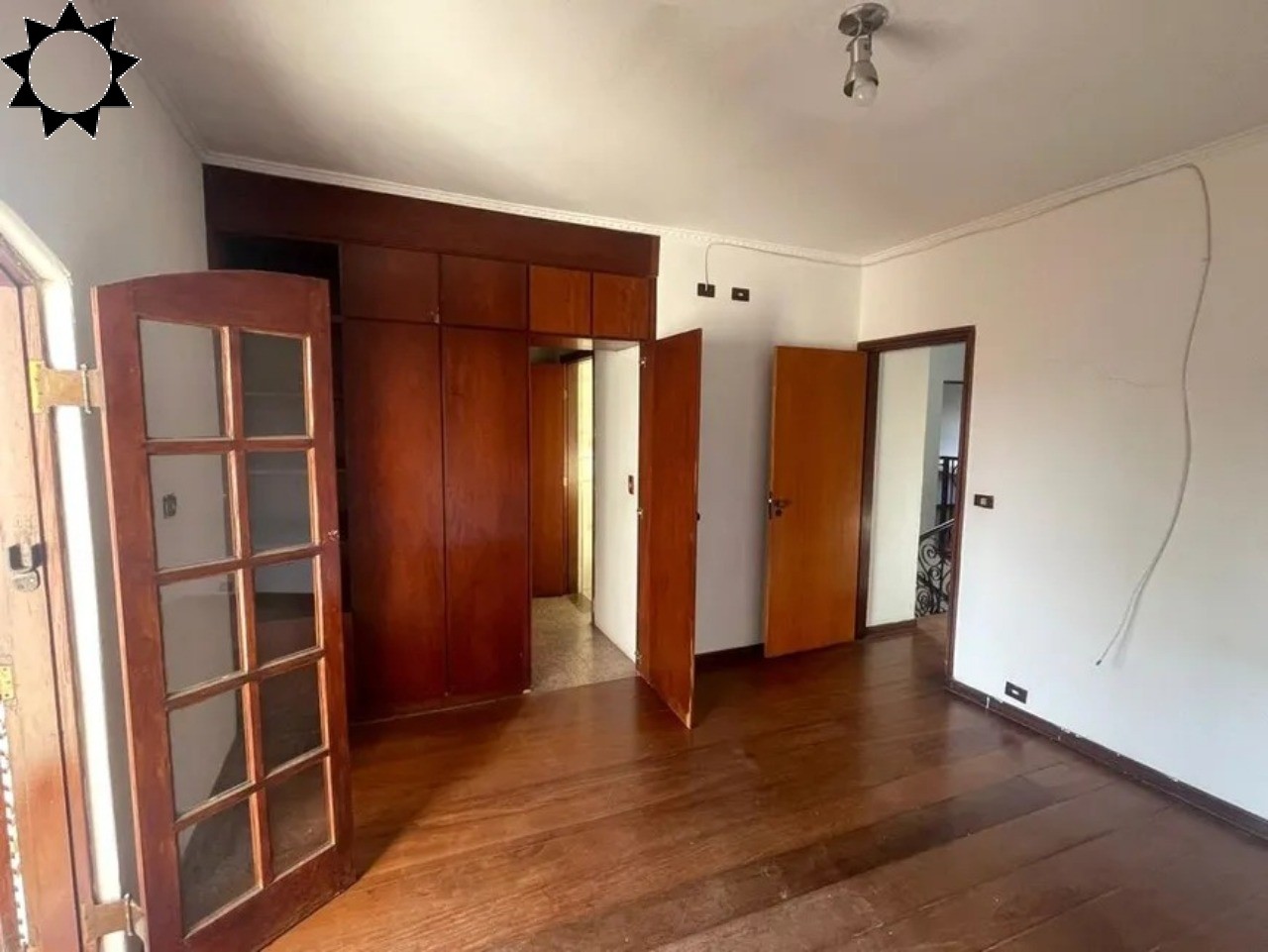 Prédio Inteiro para alugar com 4 quartos, 250m² - Foto 4