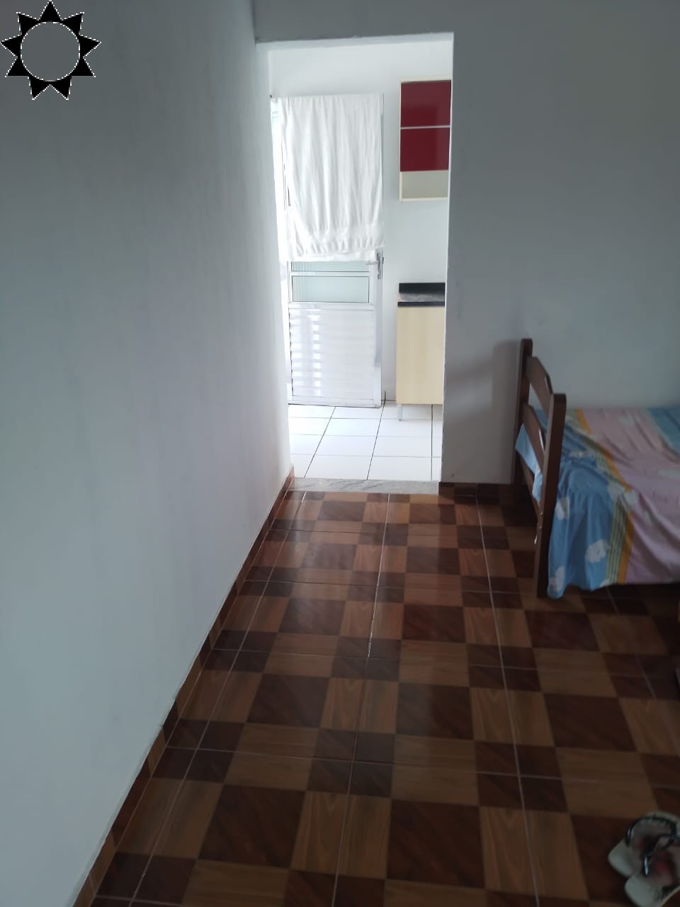 Casa à venda com 2 quartos, 120m² - Foto 2