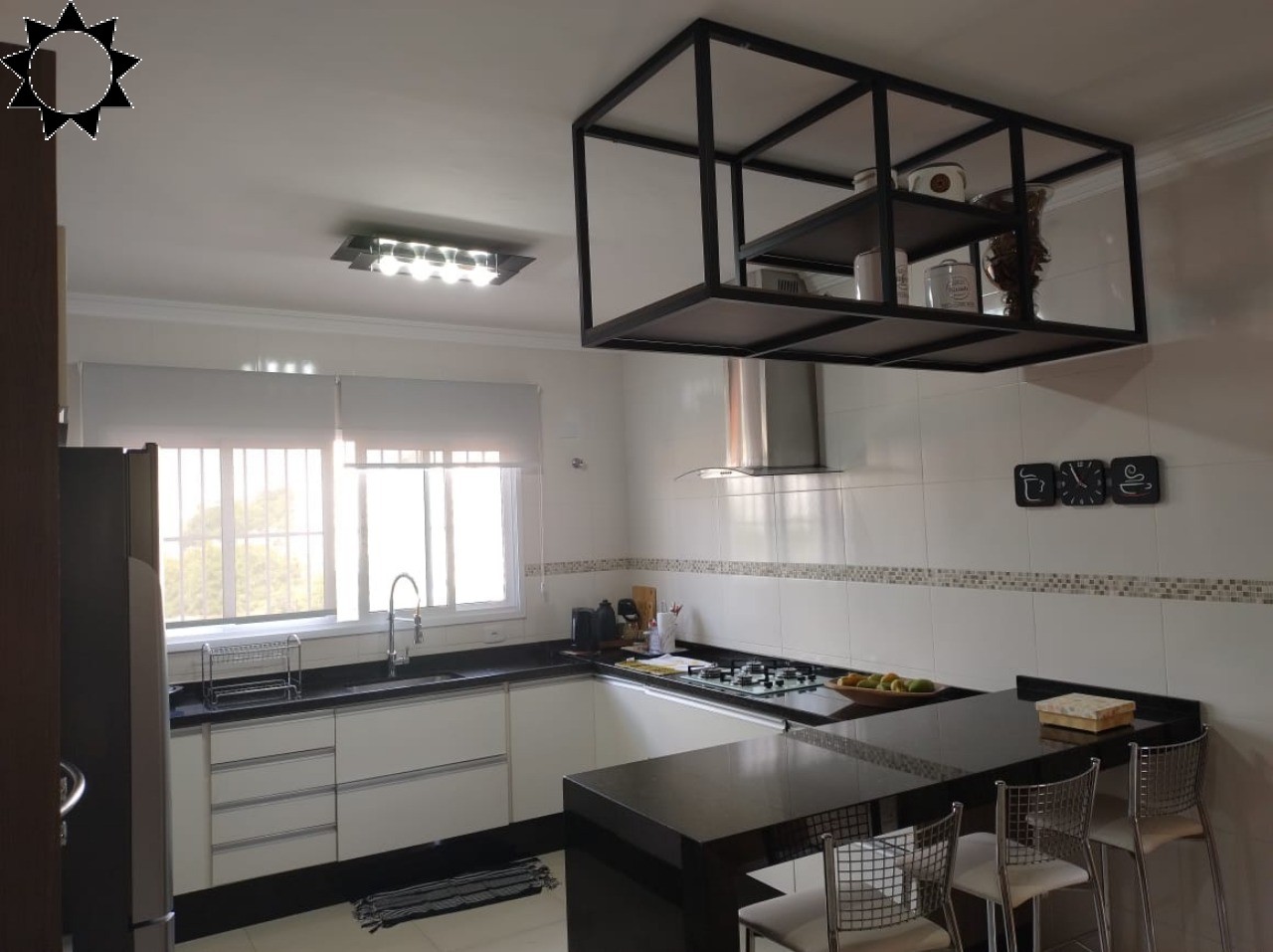 Casa à venda com 3 quartos, 223m² - Foto 30