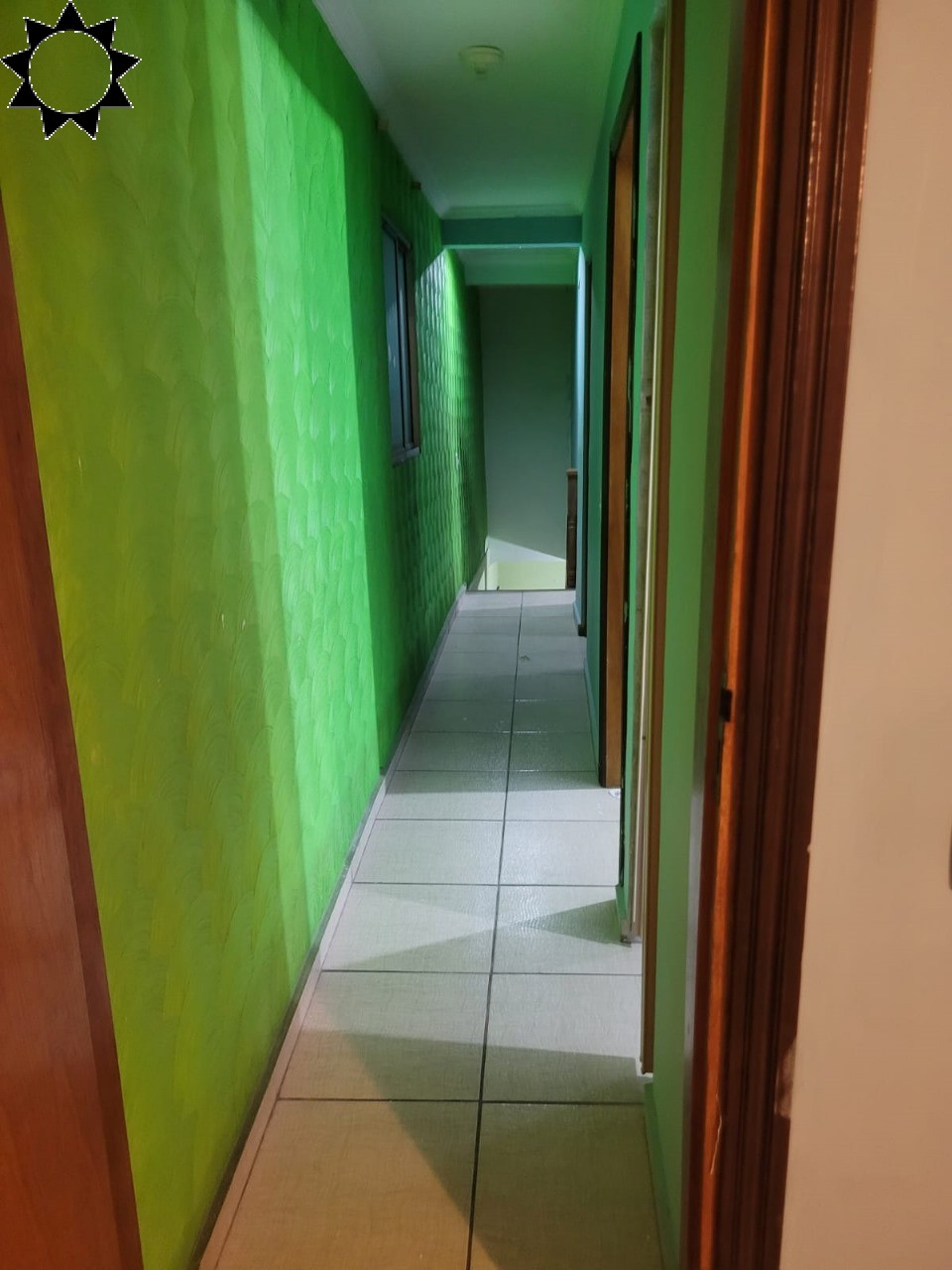 Casa à venda com 4 quartos, 200m² - Foto 8