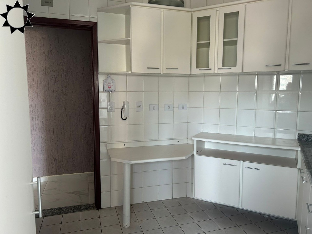 Apartamento à venda com 2 quartos, 47m² - Foto 2