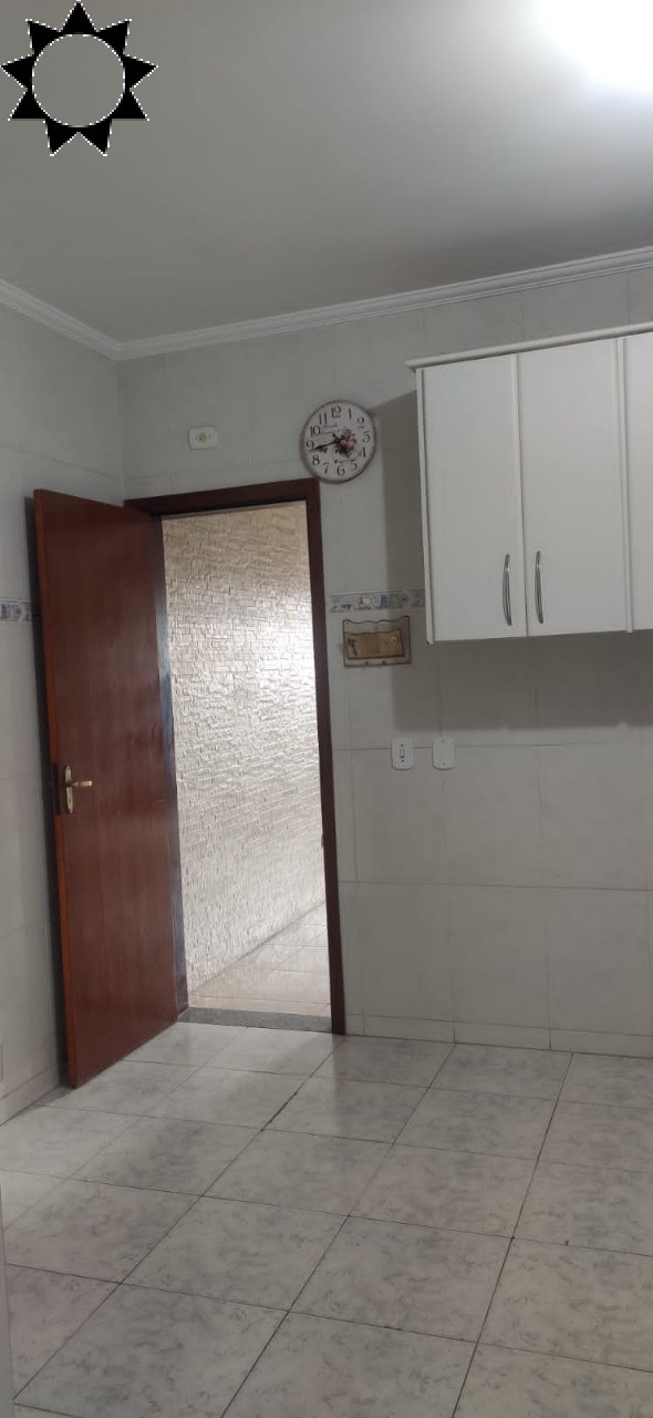 Casa à venda com 3 quartos, 180m² - Foto 12