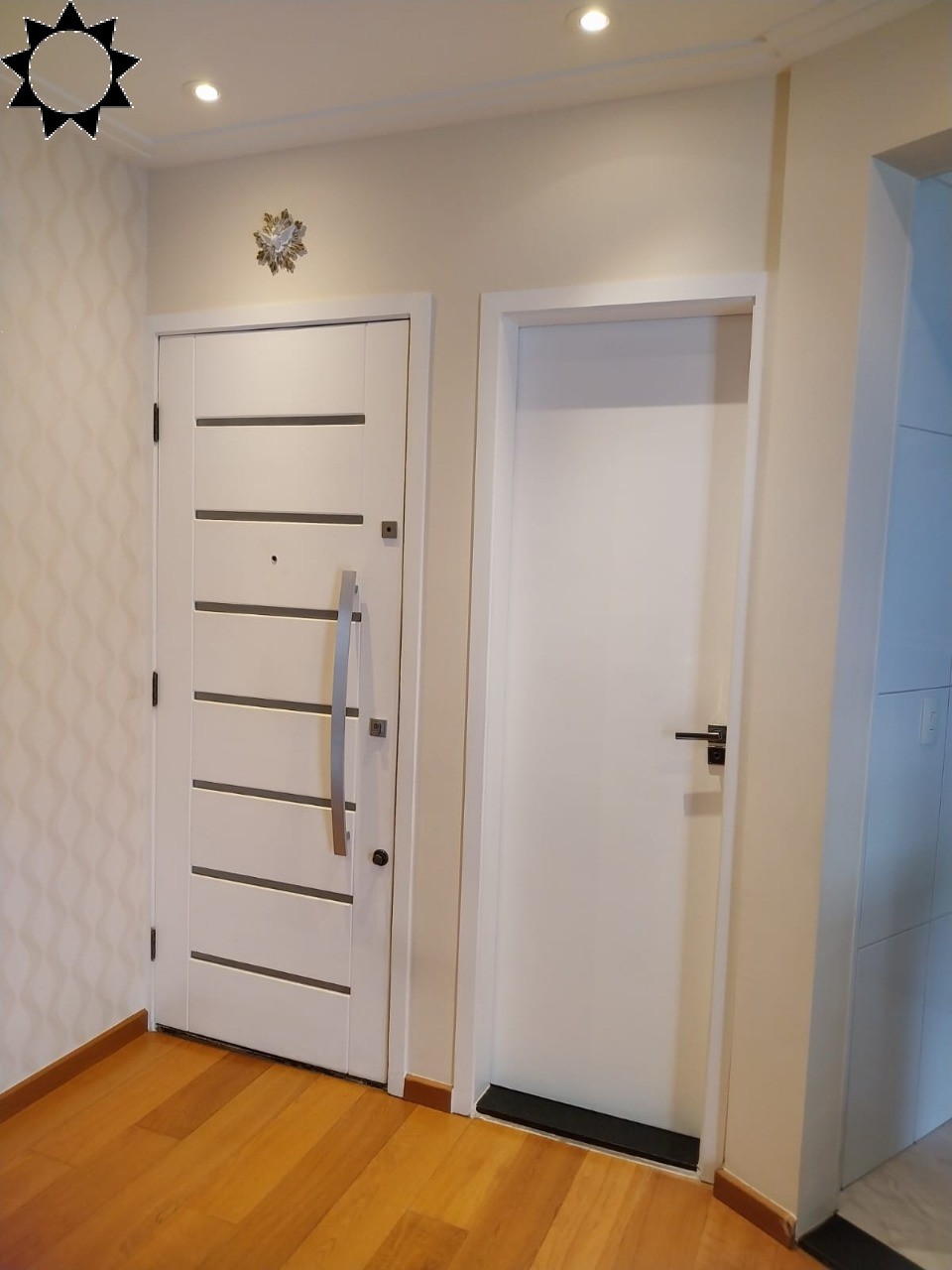 Apartamento à venda com 3 quartos, 105m² - Foto 3