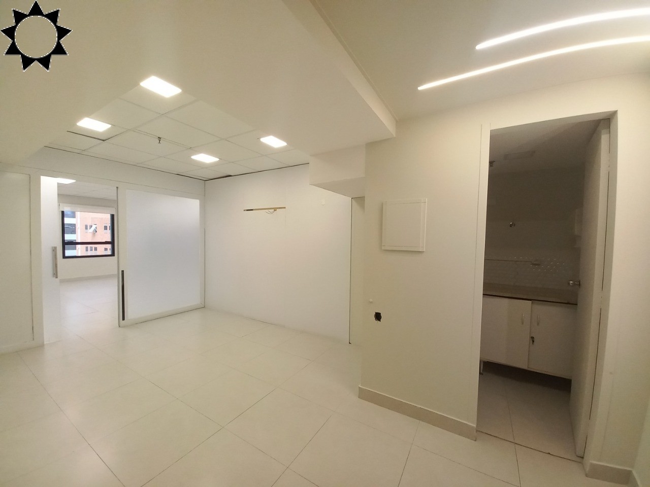 Conjunto Comercial-Sala para alugar, 76m² - Foto 2