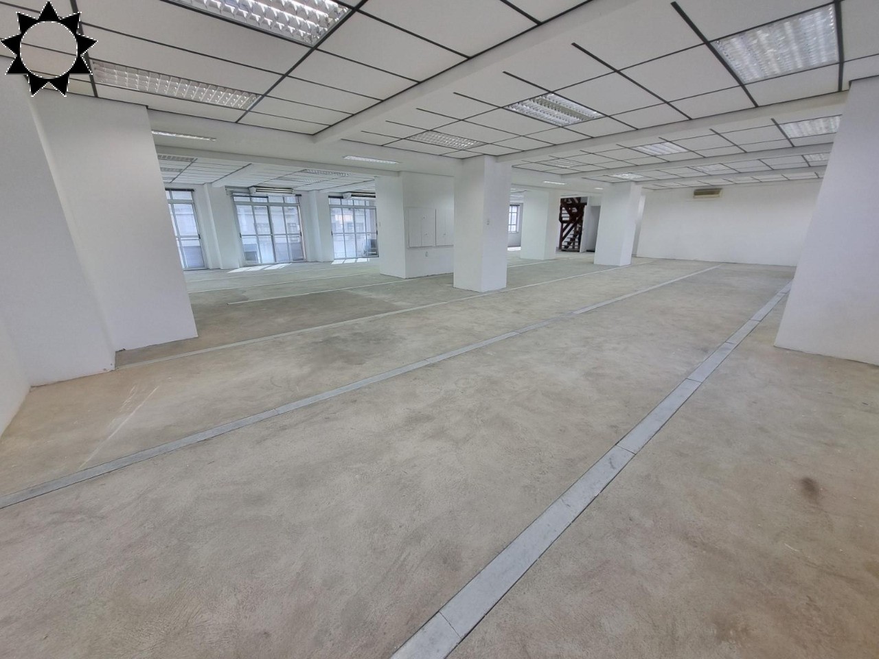 Conjunto Comercial-Sala para alugar, 562m² - Foto 1