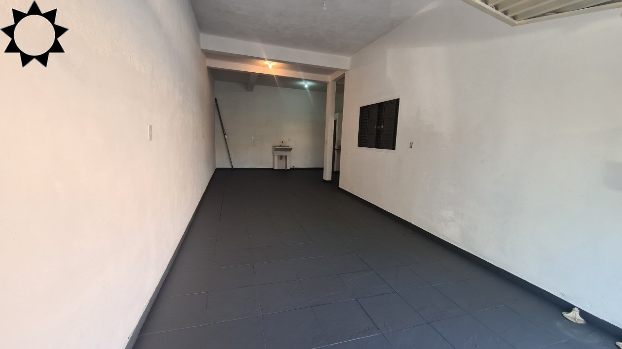 Casa à venda e aluguel com 2 quartos, 125m² - Foto 4