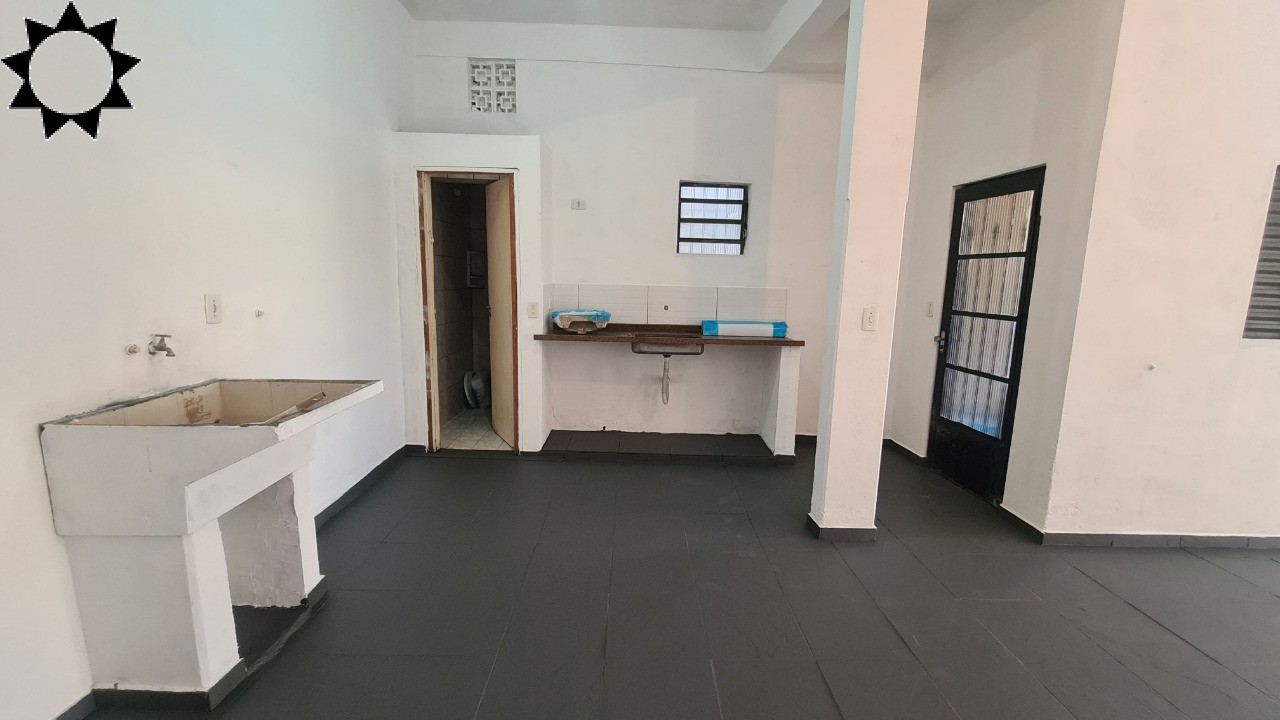 Casa à venda e aluguel com 2 quartos, 125m² - Foto 7