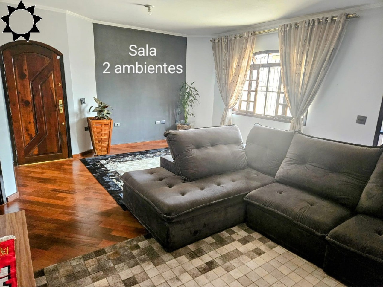 Casa à venda com 3 quartos, 164m² - Foto 1