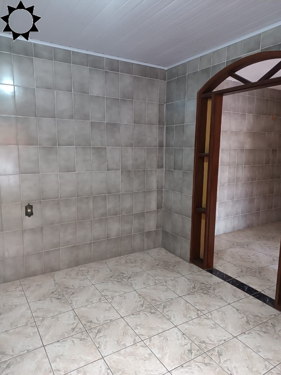 Casa para alugar com 3 quartos, 250m² - Foto 33