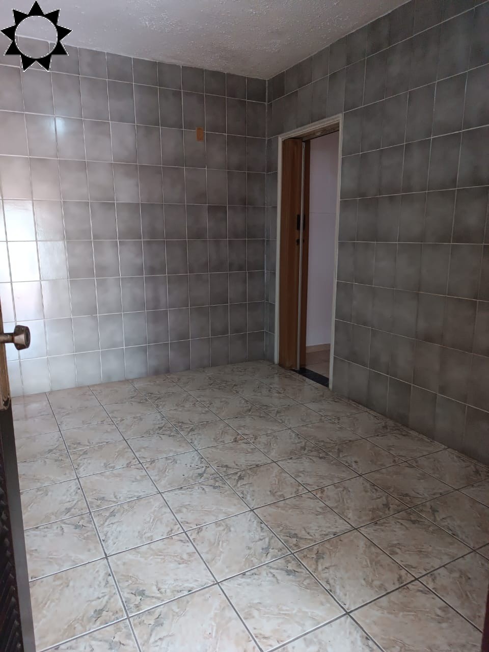 Casa para alugar com 3 quartos, 250m² - Foto 32