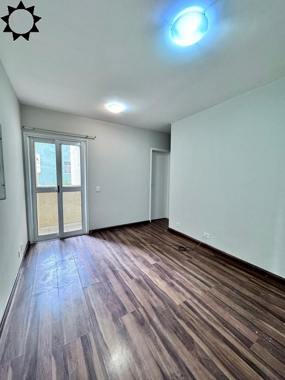 Apartamento à venda com 2 quartos, 43m² - Foto 1