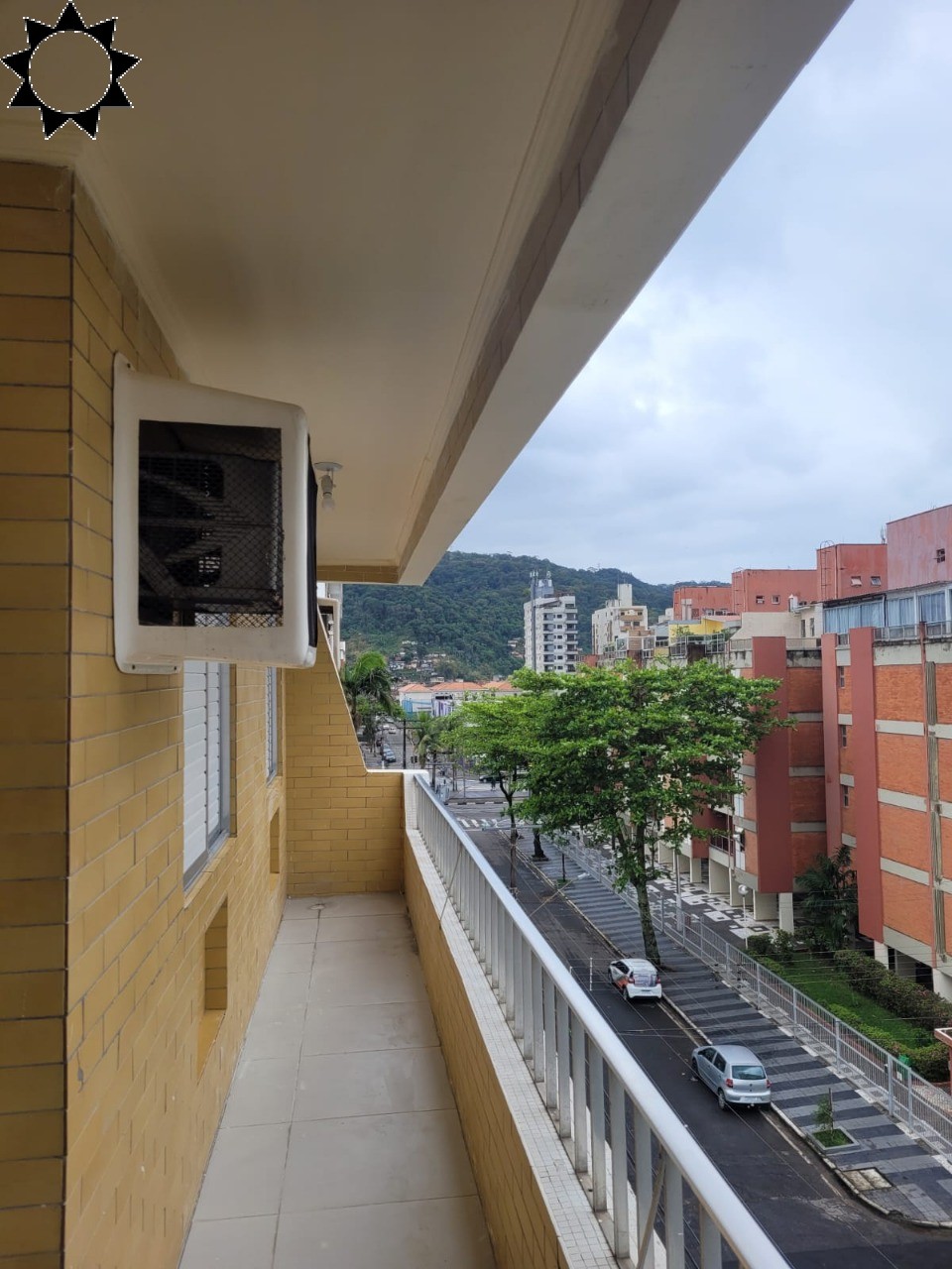 Apartamento à venda com 3 quartos, 119m² - Foto 2