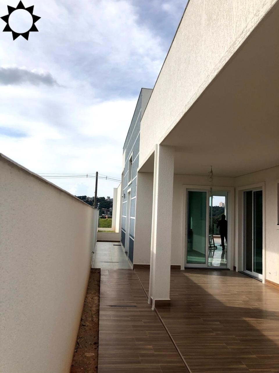 Casa à venda com 4 quartos, 323m² - Foto 15