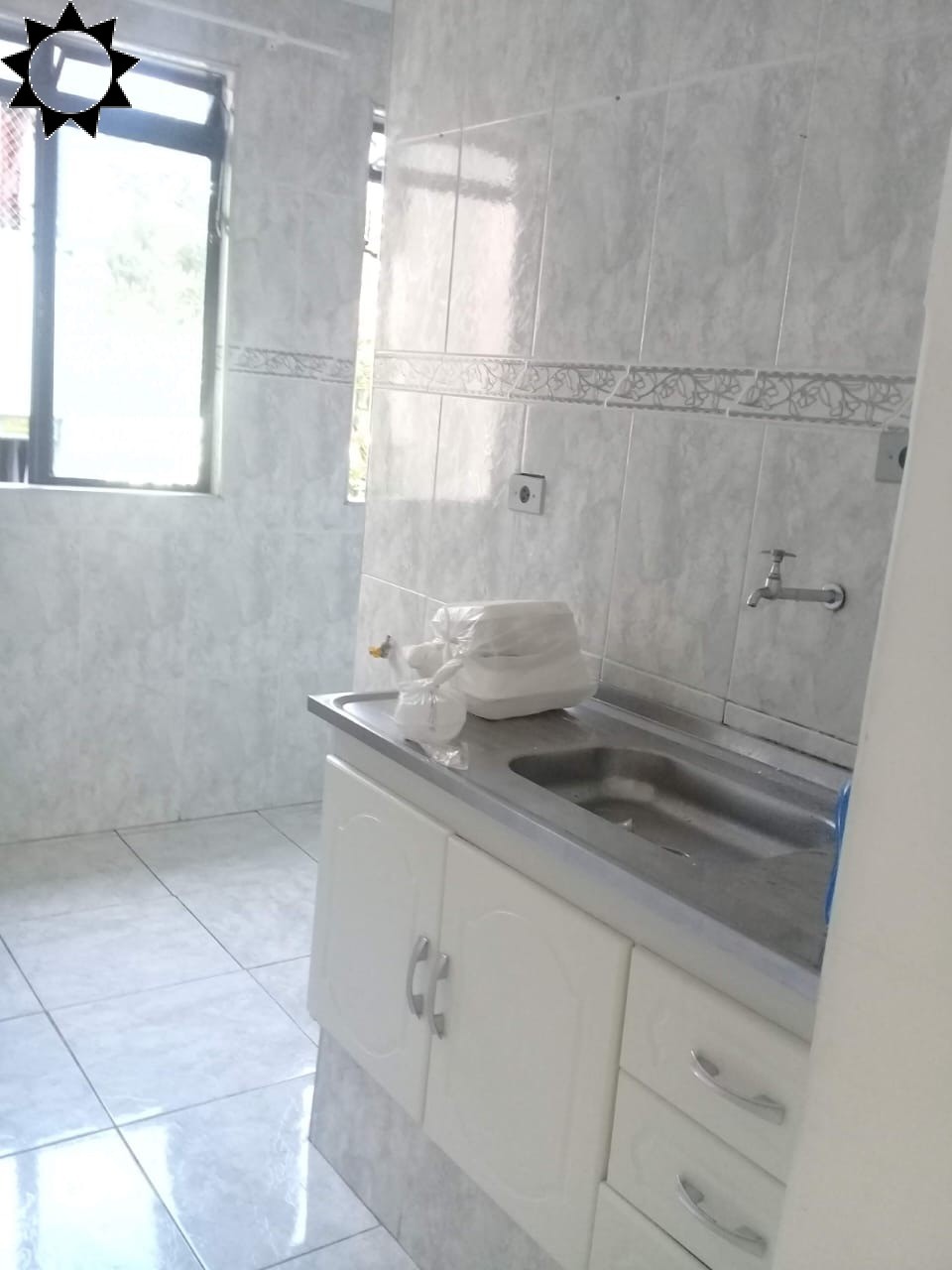 Apartamento à venda com 2 quartos, 50m² - Foto 2