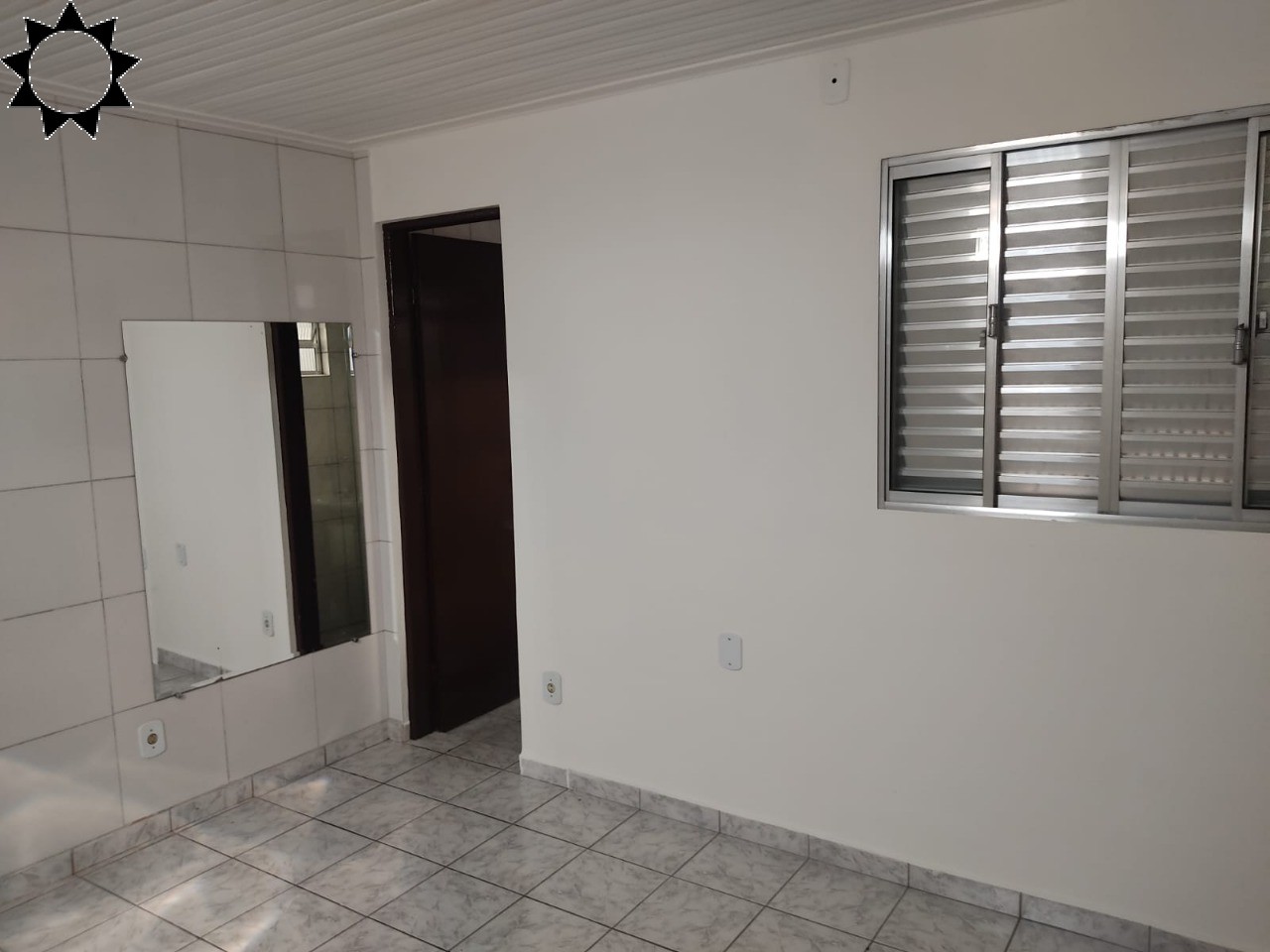 Casa à venda com 3 quartos, 116m² - Foto 4