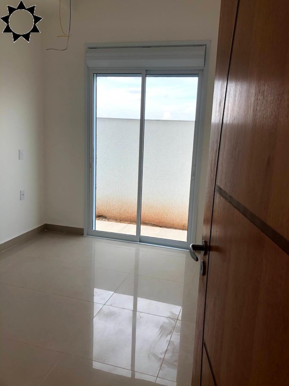 Casa à venda com 4 quartos, 323m² - Foto 9