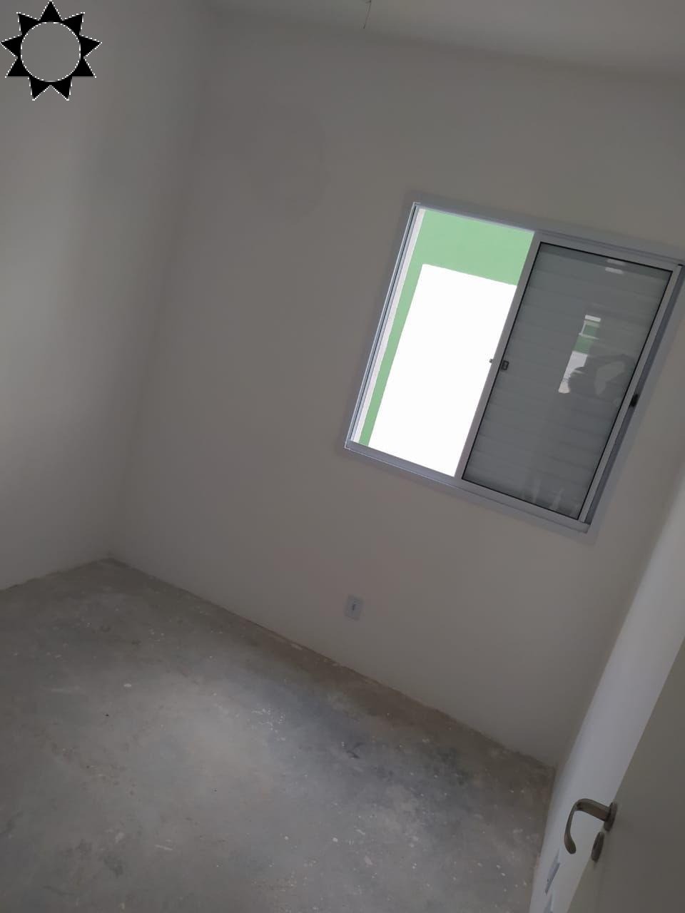 Casa à venda com 2 quartos, 48m² - Foto 16