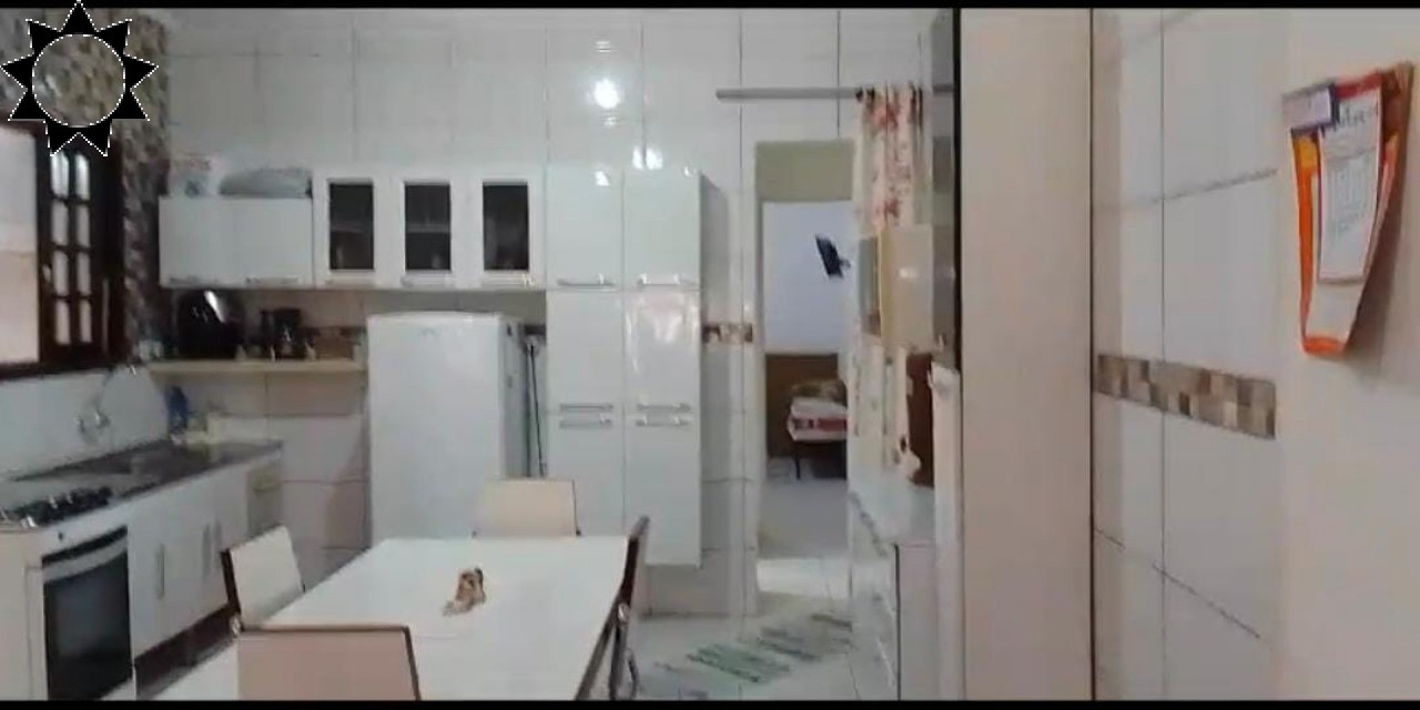 Casa à venda com 1 quarto, 50m² - Foto 13