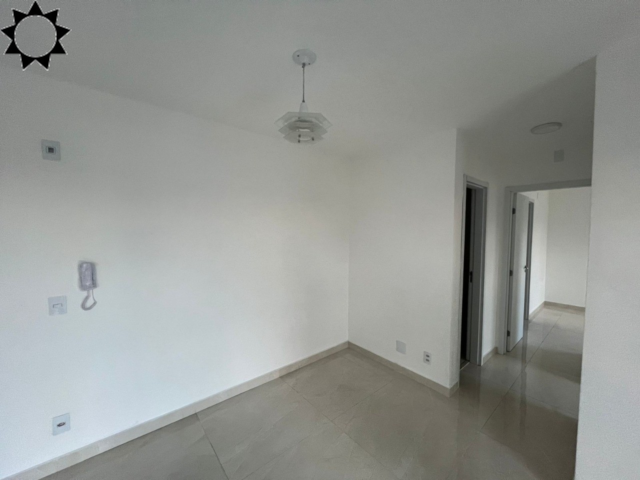 Apartamento para alugar com 2 quartos, 55m² - Foto 11