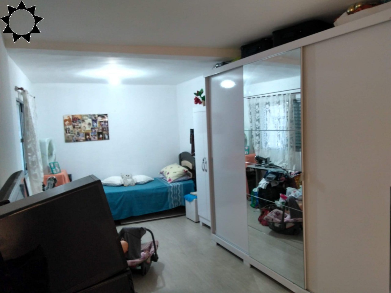 Casa à venda com 2 quartos, 98m² - Foto 9