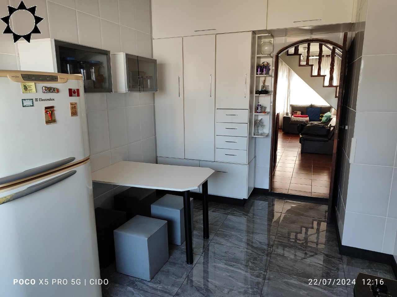 Casa à venda com 3 quartos, 126m² - Foto 11