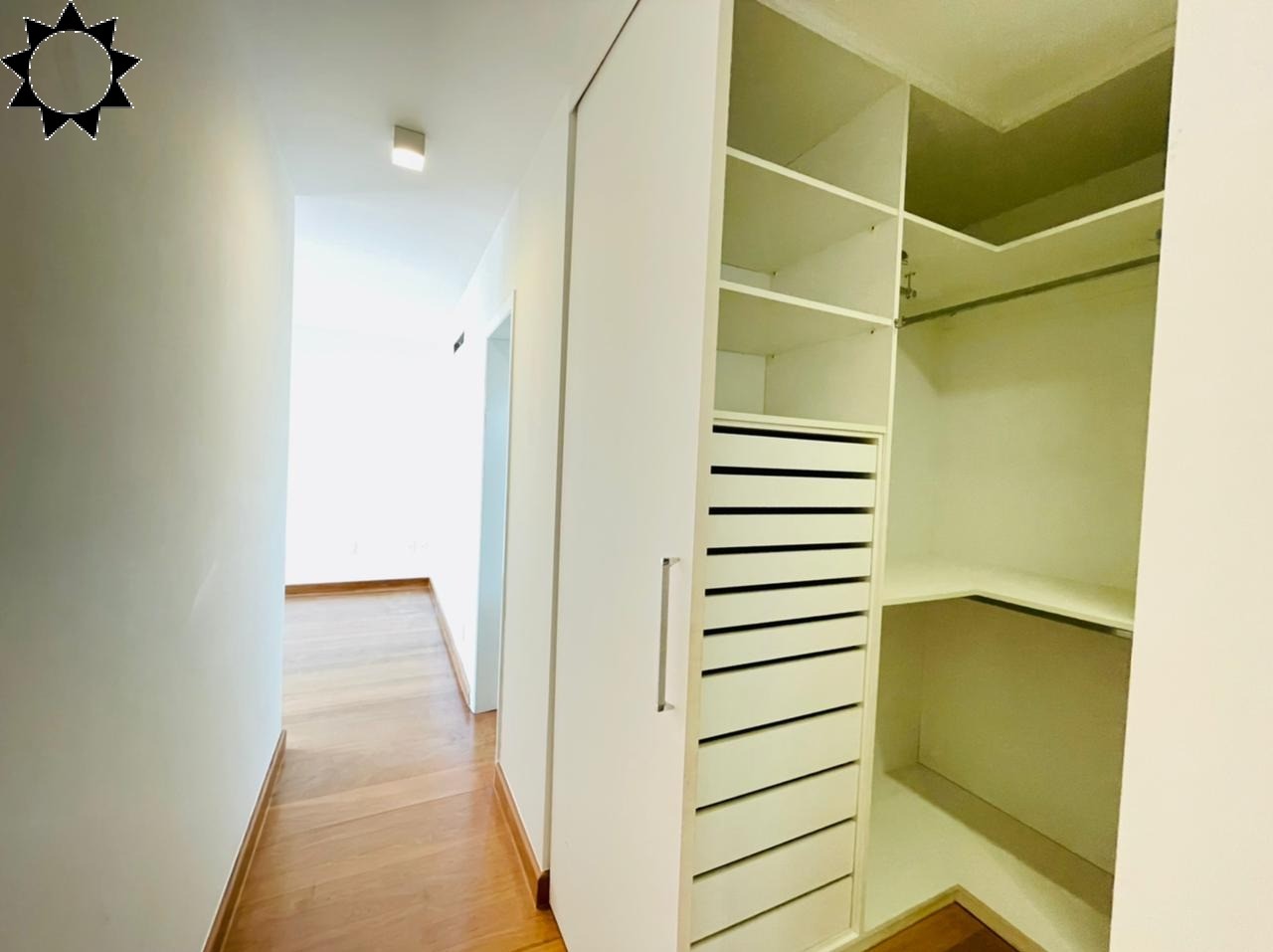 Apartamento à venda e aluguel com 3 quartos, 215m² - Foto 18