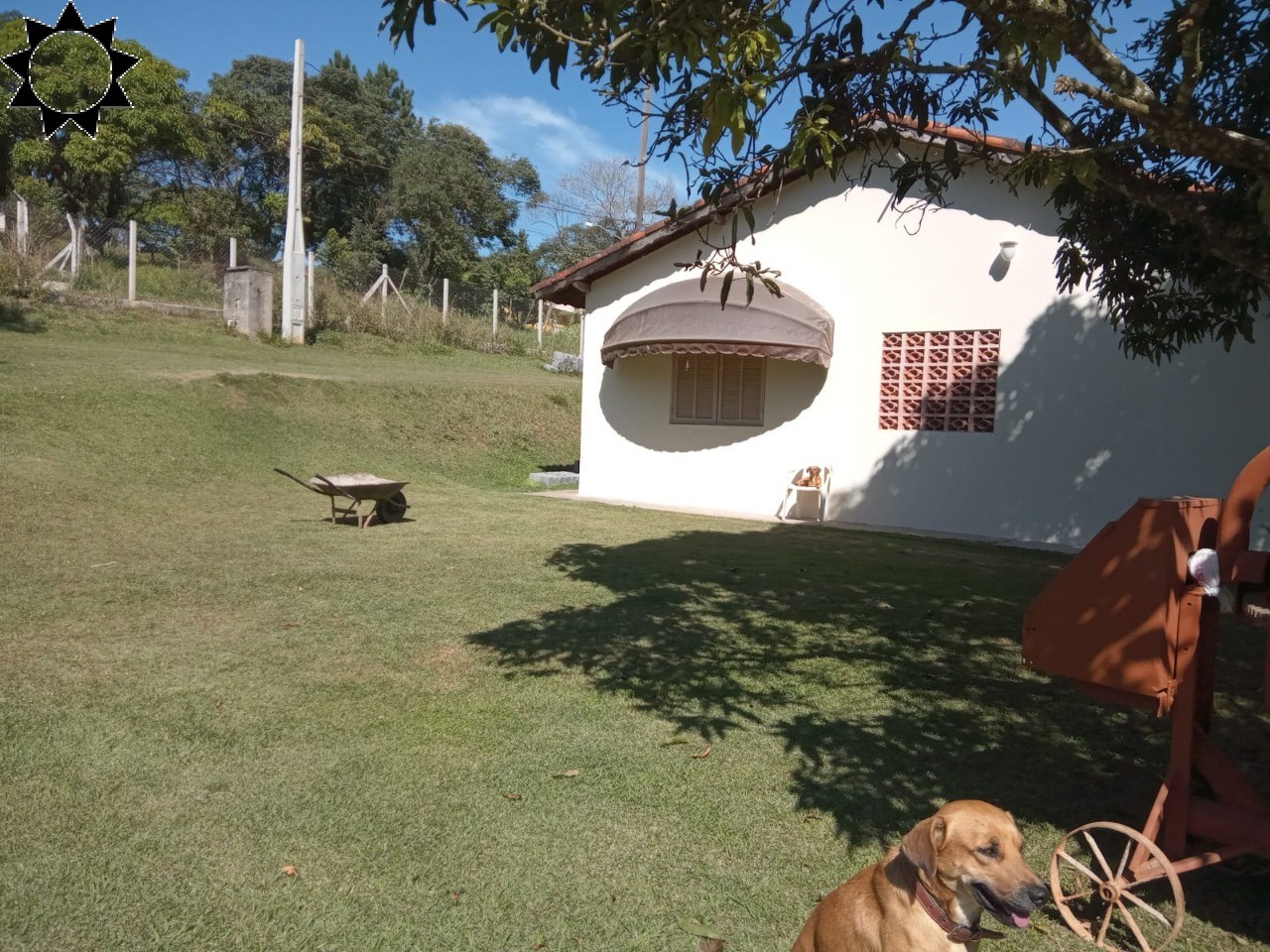 Fazenda à venda com 1 quarto, 120m² - Foto 1