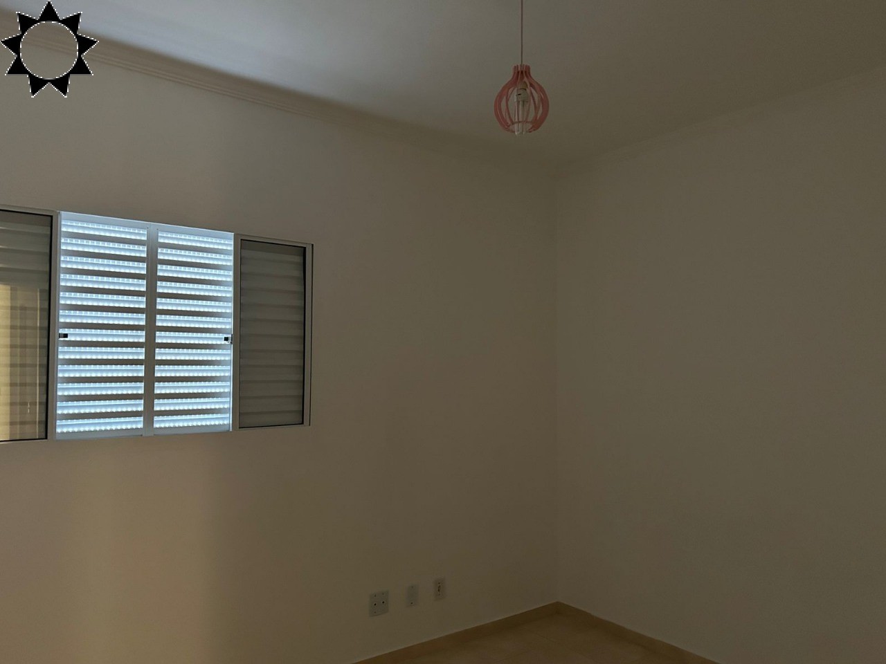 Casa à venda com 3 quartos, 80m² - Foto 9