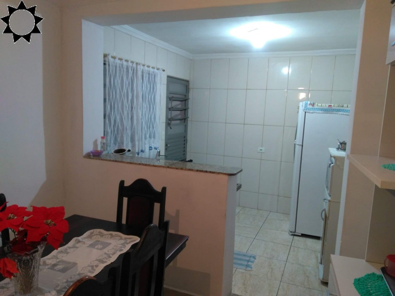 Casa à venda com 2 quartos, 98m² - Foto 13