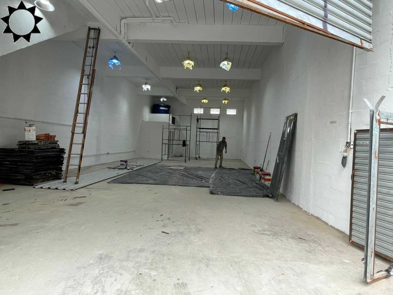 Prédio Inteiro para alugar, 160m² - Foto 3