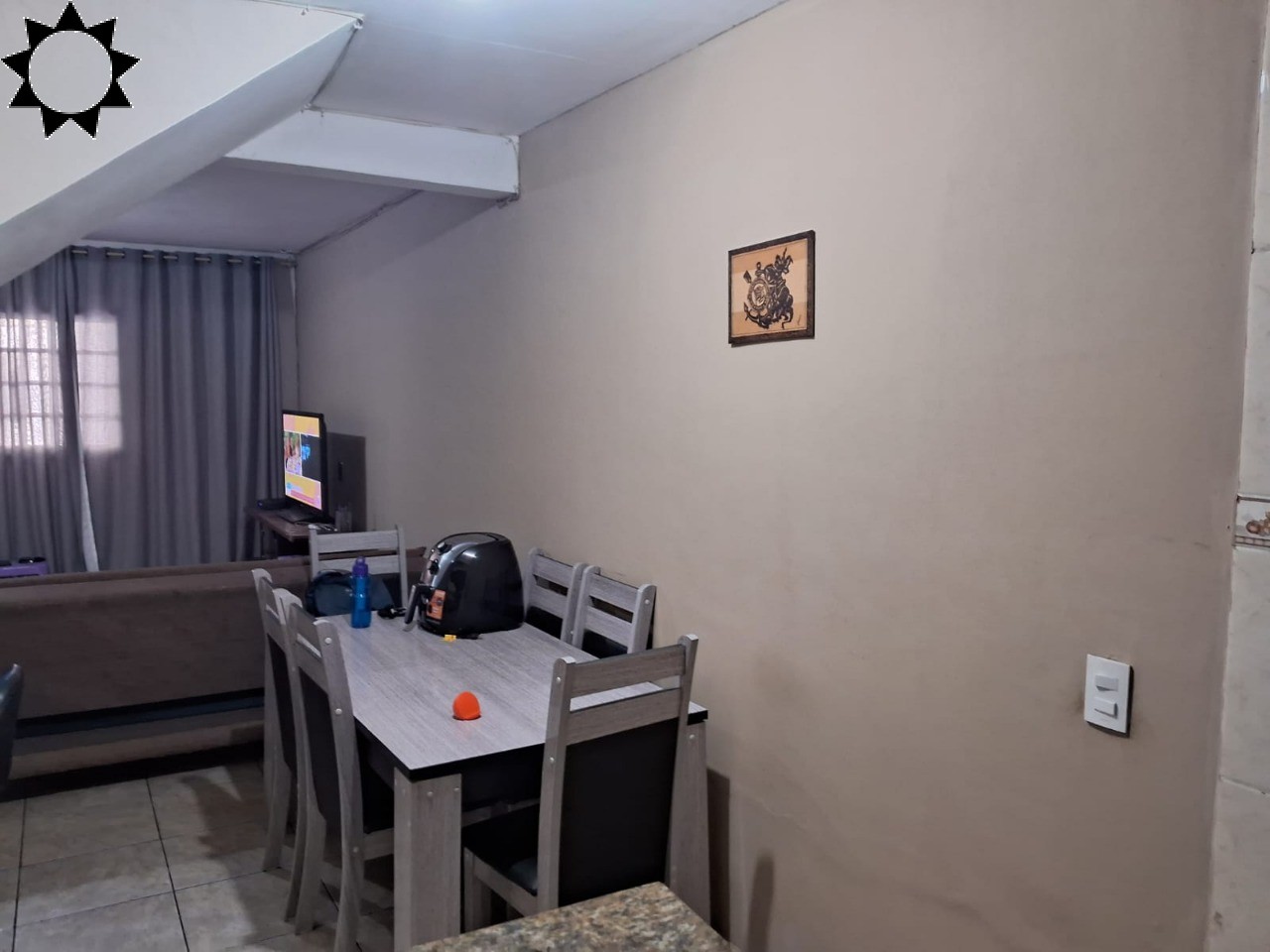 Casa à venda com 2 quartos, 65m² - Foto 4