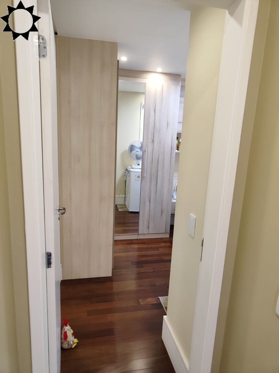 Apartamento à venda com 2 quartos, 60m² - Foto 3