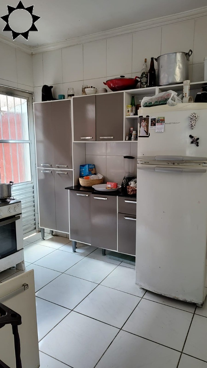 Casa à venda com 4 quartos, 197m² - Foto 6