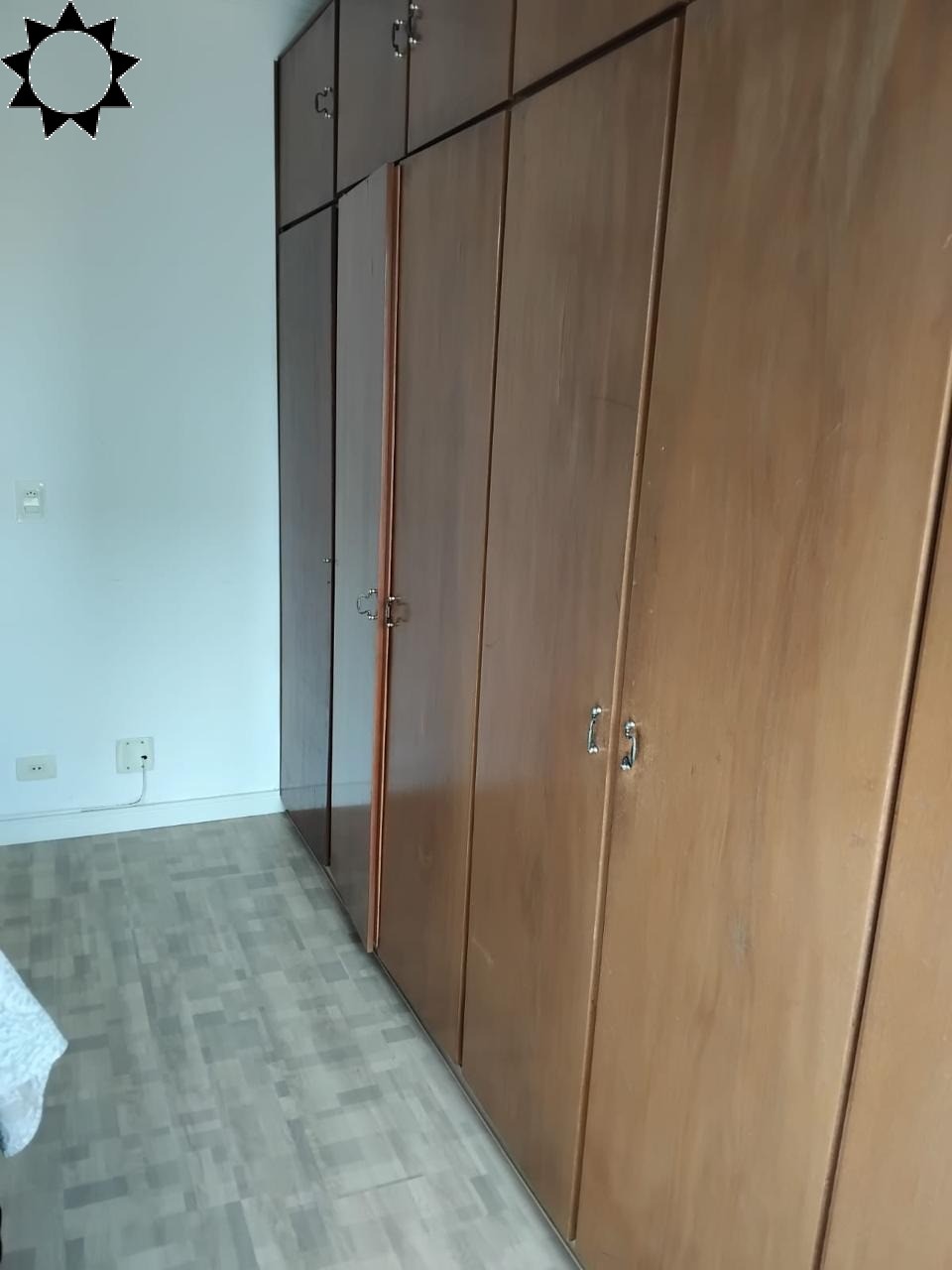 Apartamento à venda com 3 quartos, 76m² - Foto 2