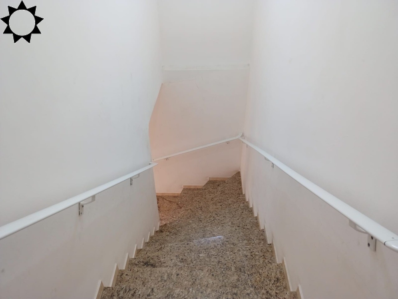 Casa à venda e aluguel com 3 quartos, 170m² - Foto 10