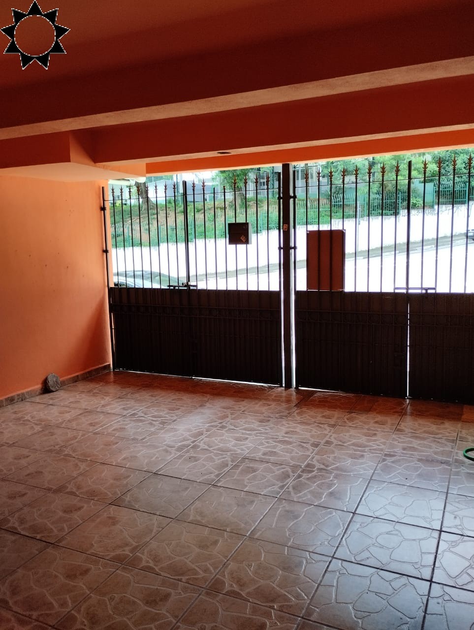 Casa para alugar com 4 quartos, 200m² - Foto 9