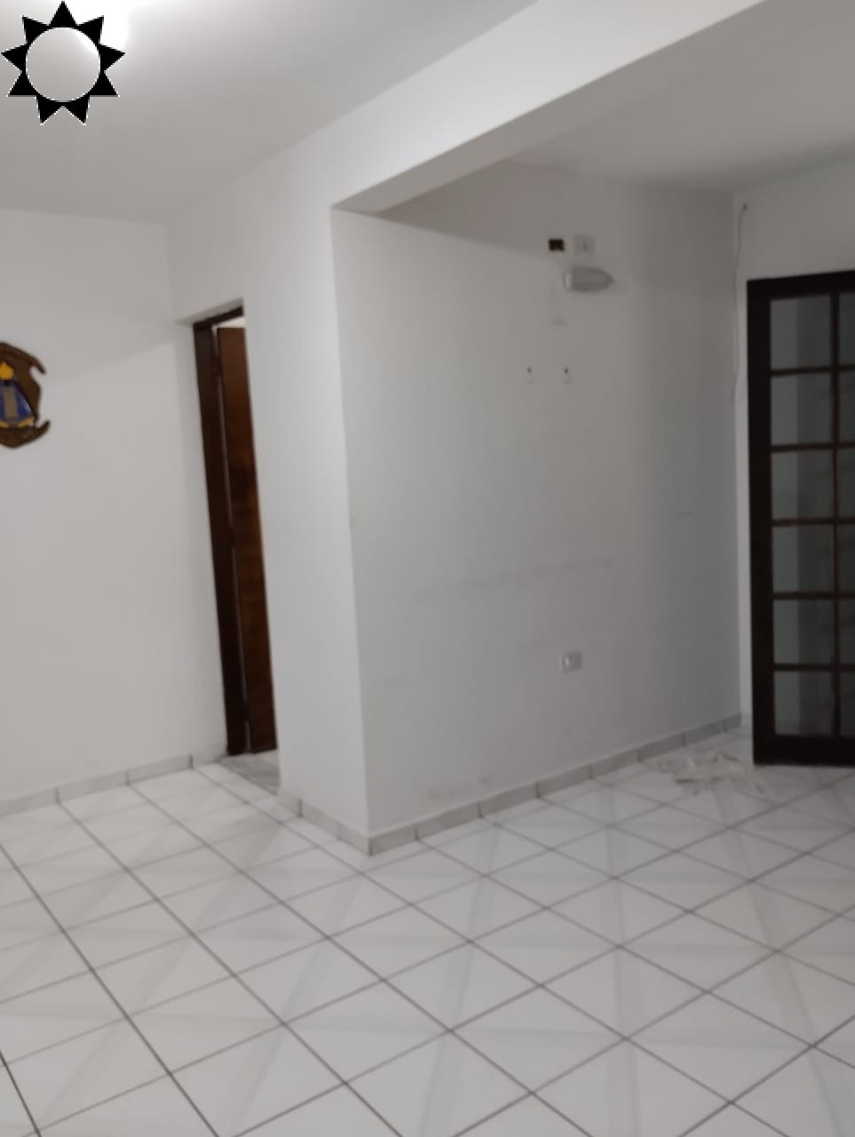 Casa para alugar com 4 quartos, 200m² - Foto 8