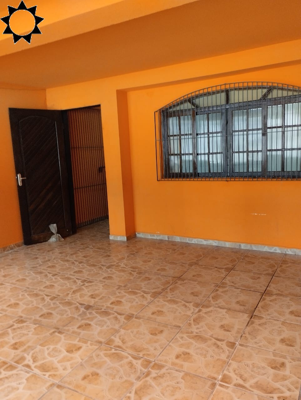 Casa para alugar com 4 quartos, 200m² - Foto 3