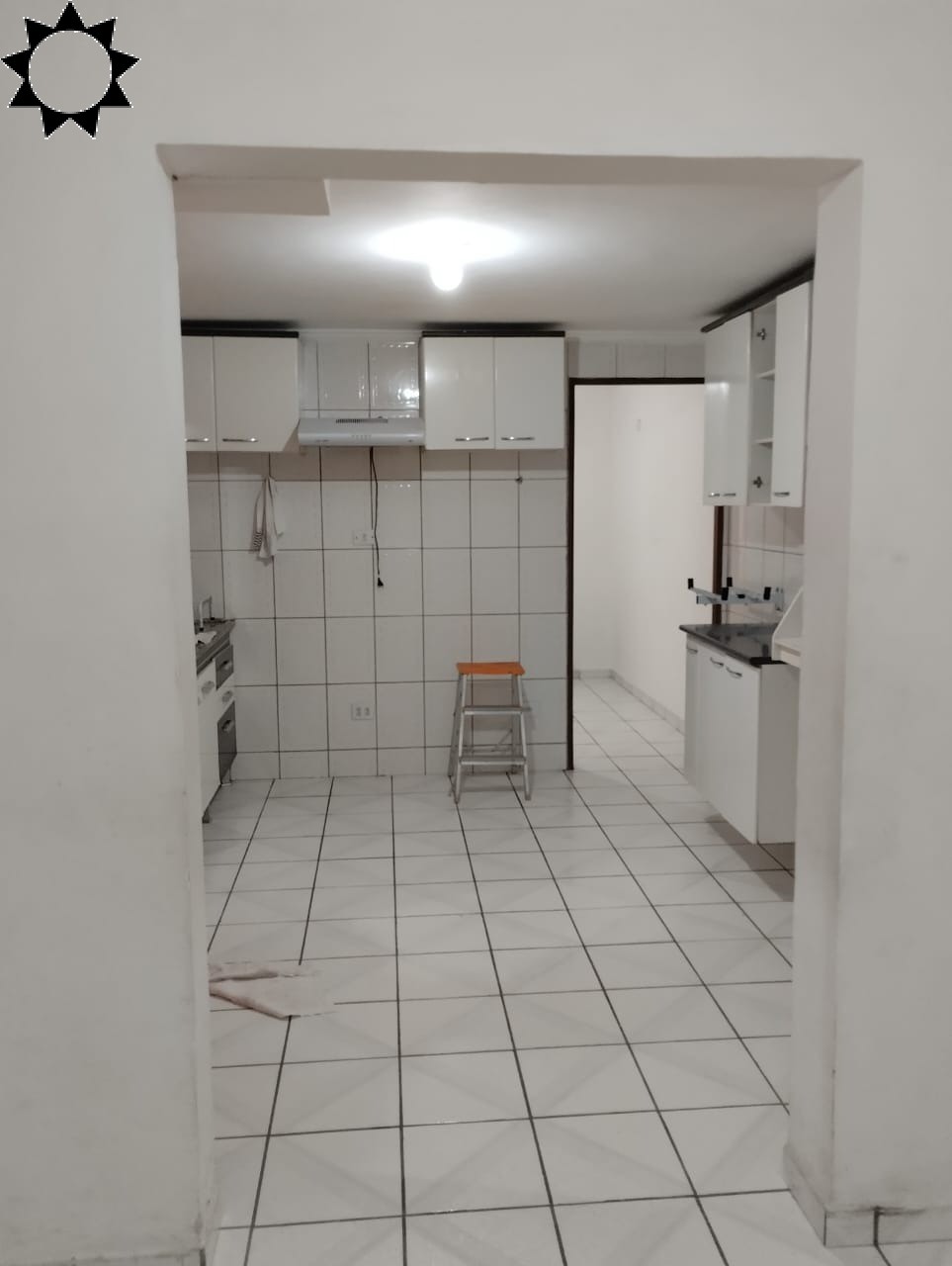 Casa para alugar com 4 quartos, 200m² - Foto 40