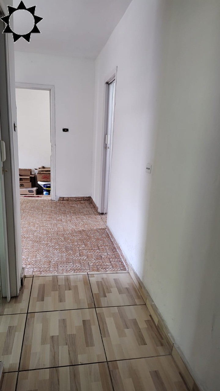 Casa à venda com 6 quartos, 184m² - Foto 12